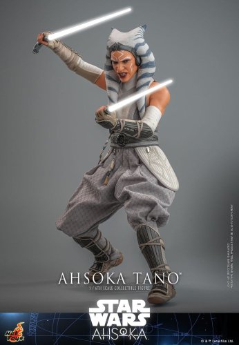 Star Wars: Ahsoka Tano 28 cm
