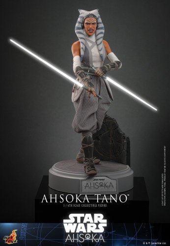 Star Wars: Ahsoka Tano 28 cm