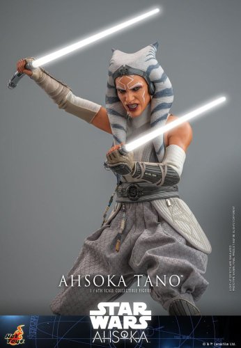 Star Wars: Ahsoka Tano 28 cm