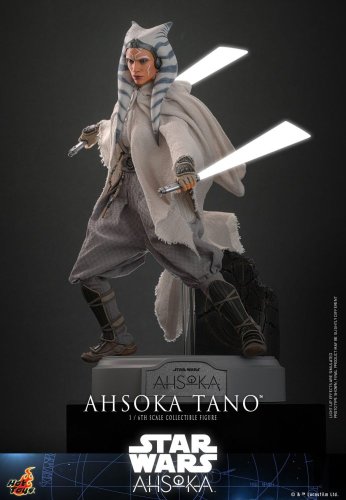 Star Wars: Ahsoka Tano 28 cm
